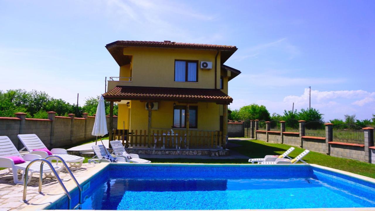 Вила Делфин - Villa Delfin บุลกาเรโว ภายนอก รูปภาพ