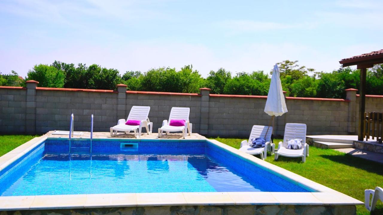 Вила Делфин - Villa Delfin บุลกาเรโว ภายนอก รูปภาพ